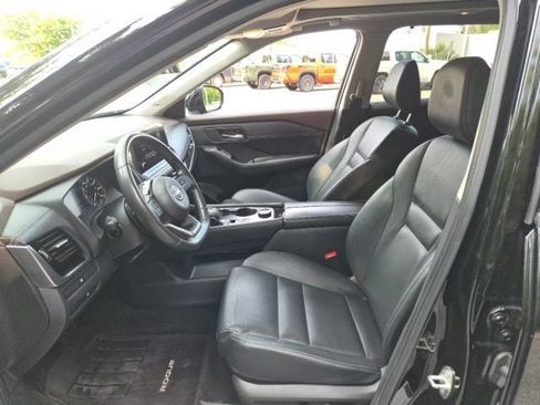 Used 2023 Nissan Rogue SL w/ SL Premium Package AWD/4WD image 18