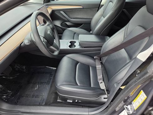 Used 2023 Tesla Model 3 Standard Range RWD image 13