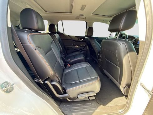 Used 2023 GMC Acadia AT4 AWD/4WD image 32