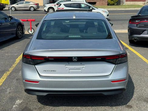 Used 2023 Honda Accord EX image 13