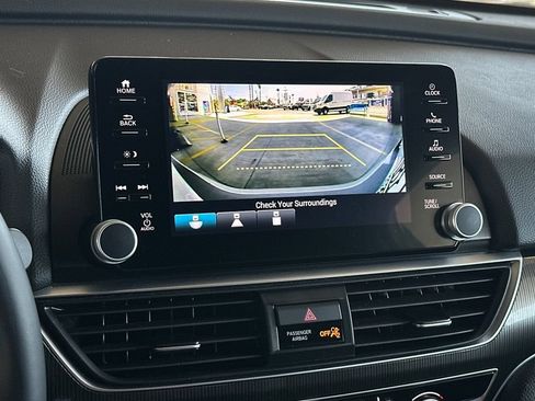 Used 2022 Honda Accord Sport image 22