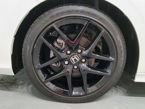 Used 2024 Honda Civic Sport image 34