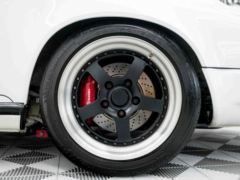 Used 1987 Porsche 911 Carrera RWD image 33