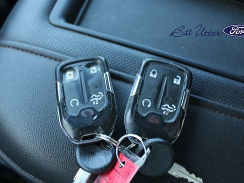 Used 2019 GMC Sierra 1500 AT4 w/ AT4 Premium Package image 27