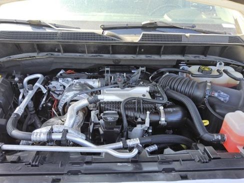 Used 2023 Chevrolet Silverado 1500 RST AWD/4WD image 10