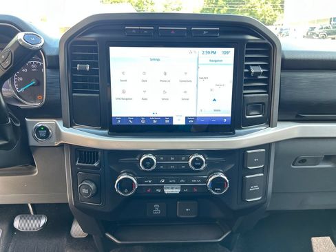 Used 2021 Ford F150 XLT w/ Equipment Group 302A High RWD image 17