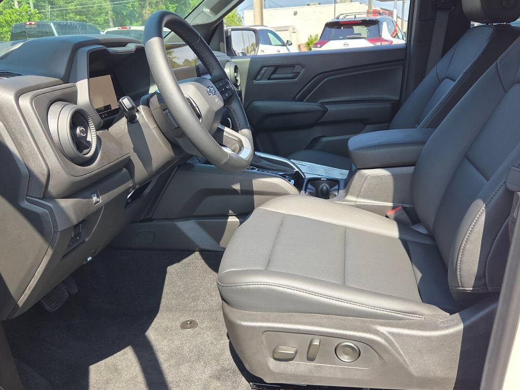 New 2026 Chevrolet Colorado Trail Boss AWD/4WD image 3