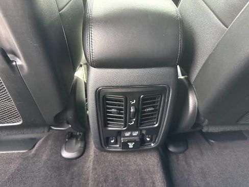 Used 2019 Honda CR-V Touring image 15