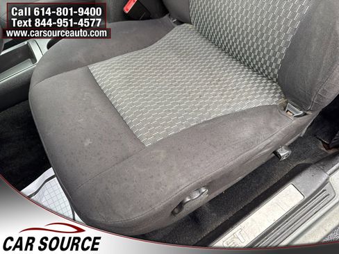 Used 2011 Chevrolet Colorado LT image 12