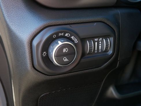 Used 2021 Jeep Gladiator Sport AWD/4WD image 15
