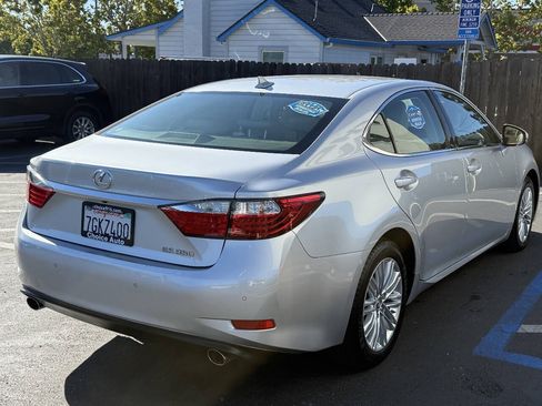 Used 2013 Lexus ES 350 w/ Premium Pkg FWD image 6