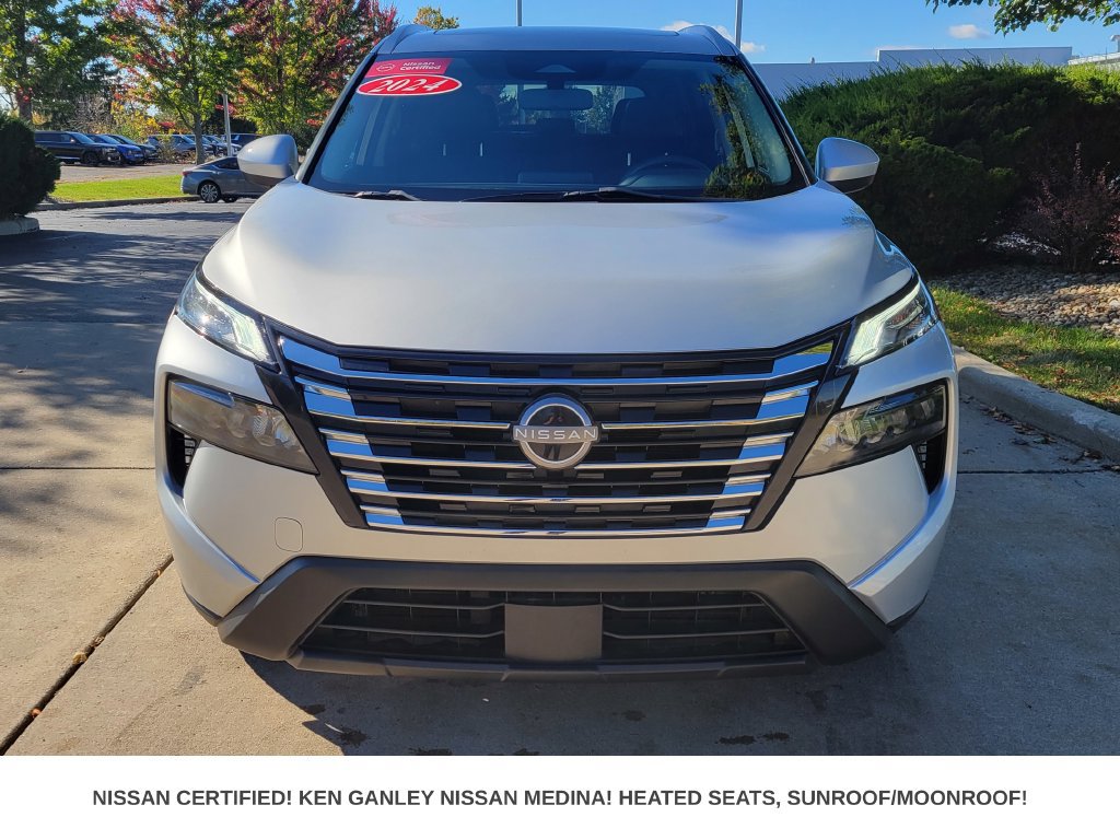 Certified 2024 Nissan Rogue SV w/ SV Premium Package AWD/4WD image 8