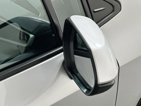 Used 2025 Toyota Corolla LE FWD image 9