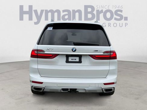 Used 2022 BMW X7 xDrive40i w/ Premium Package AWD/4WD image 4
