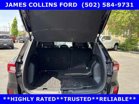 Used 2025 Ford Escape ST-Line w/ Equipment Group 301A FWD image 9