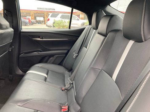 Used 2025 Toyota Camry SE image 10