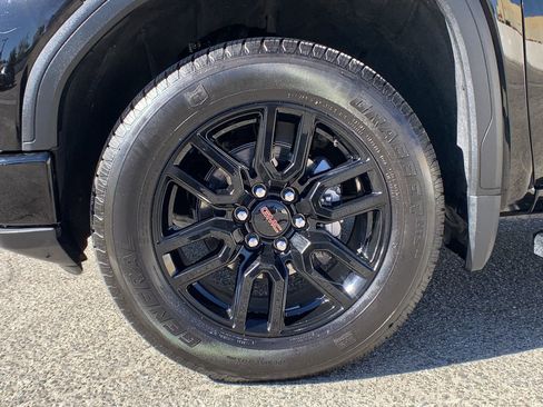 Used 2024 GMC Sierra 1500 Pro w/ Graphite Edition image 12