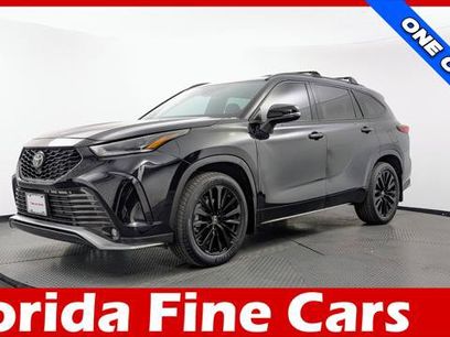 Used 2023 Toyota Highlander XSE