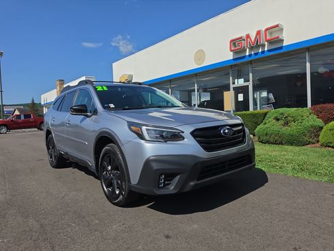 Used 2021 Subaru Outback Onyx Edition XT AWD/4WD image 1