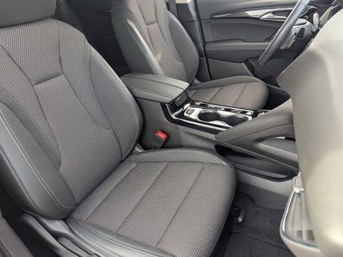 Used 2022 Buick Envision Preferred image 11