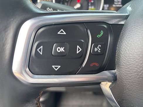 Used 2021 Jeep Wrangler Unlimited Sahara image 16