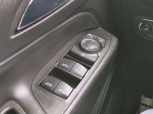 Used 2022 Chevrolet Equinox LT image 24