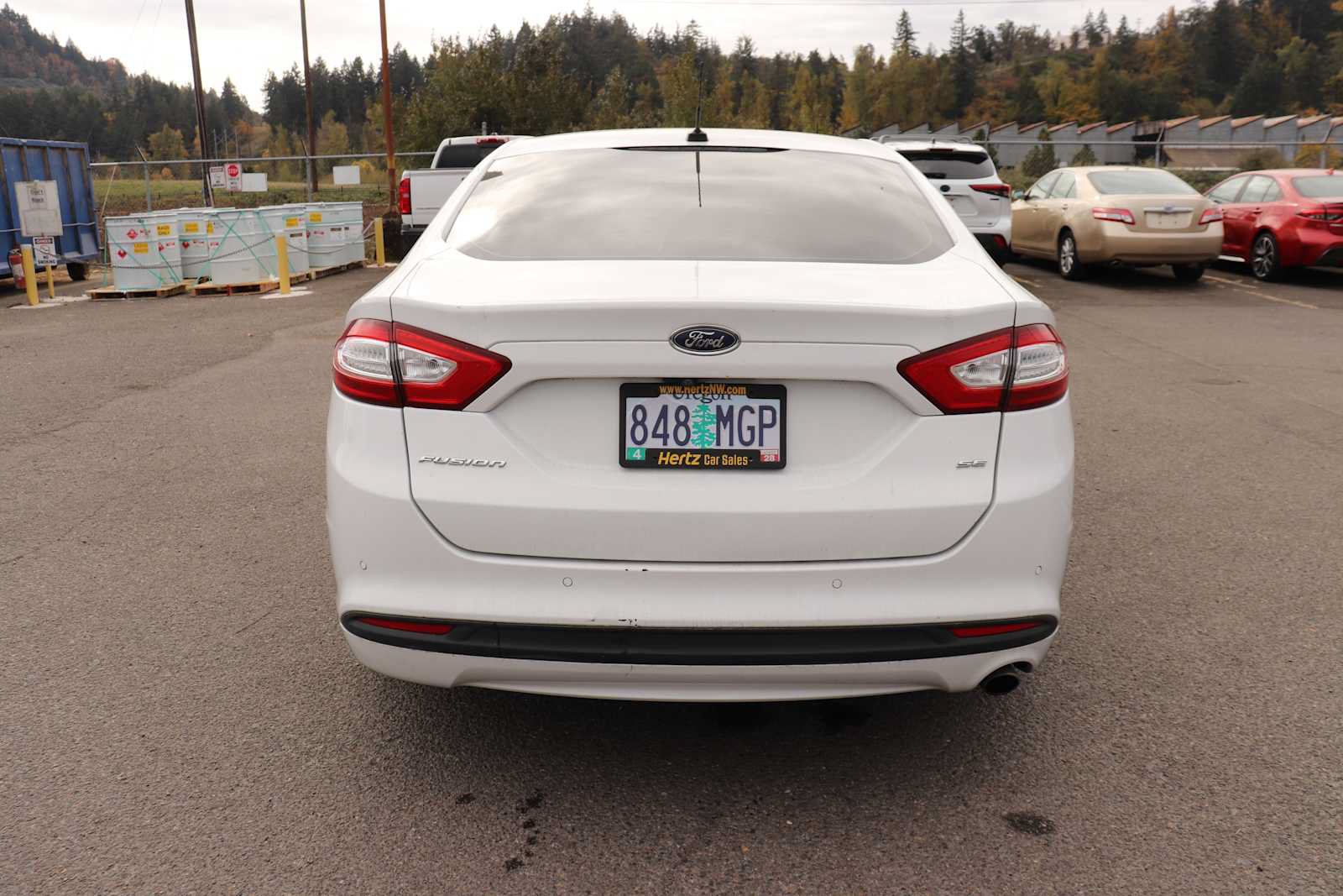 Used 2016 Ford Fusion SE FWD image 6