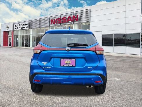Certified 2024 Nissan Kicks SV image 6