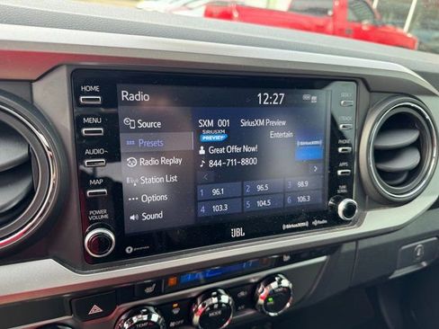 Used 2021 Toyota Tacoma Limited image 16