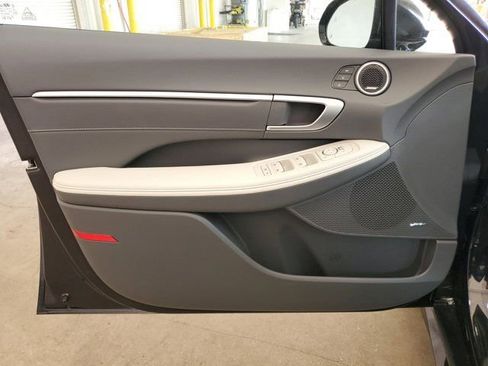 New 2026 Hyundai Sonata Limited FWD image 13