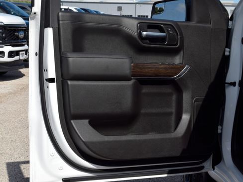 Used 2021 GMC Sierra 1500 Elevation AWD/4WD image 17