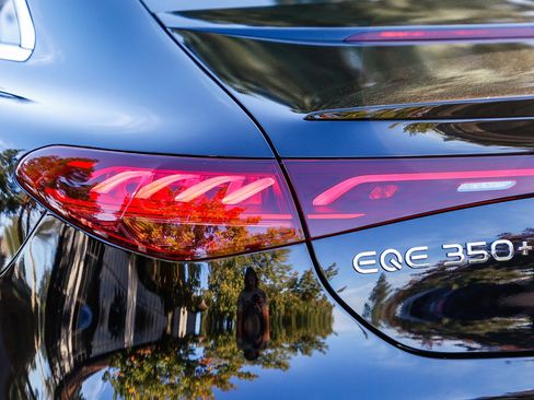 Certified 2023 Mercedes-Benz EQE 350+ Sedan w/ Exclusive Trim Package image 8