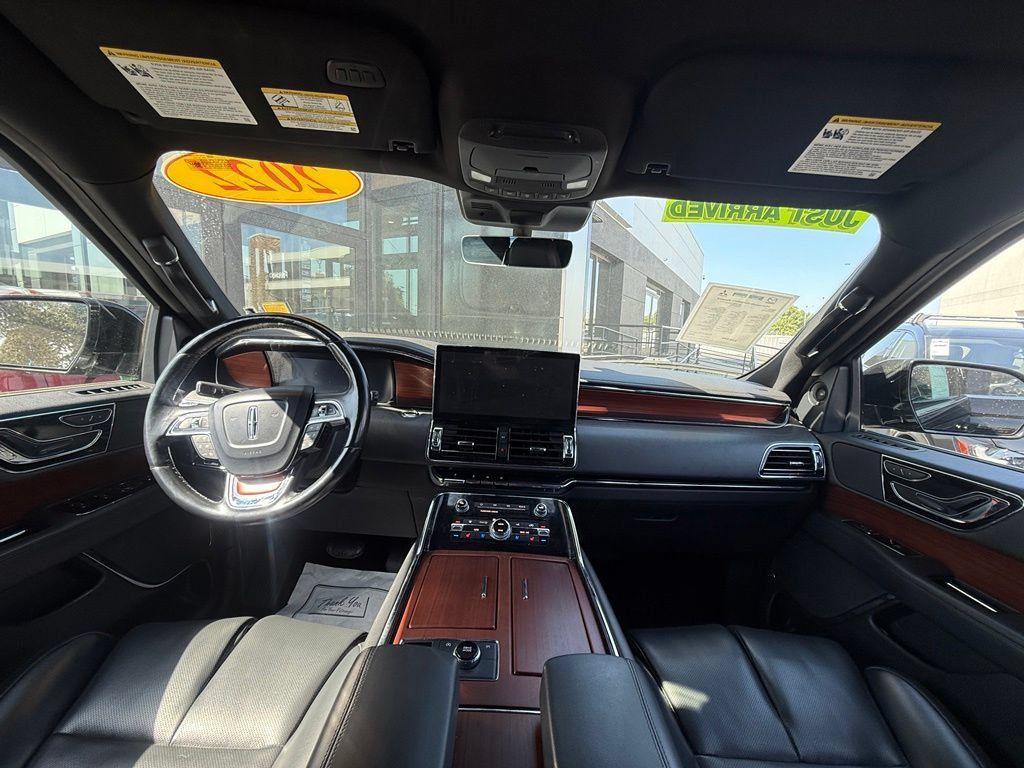 Used 2022 Lincoln Navigator L 4WD image 20