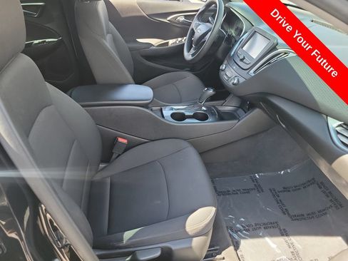 Used 2018 Chevrolet Malibu LS FWD image 19