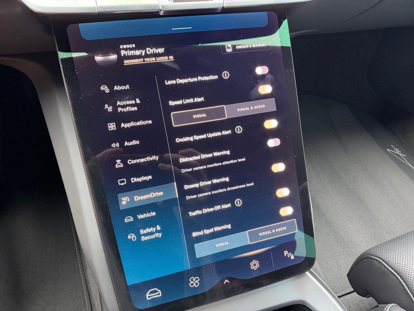 Used 2024 Lucid Air Pure RWD image 26