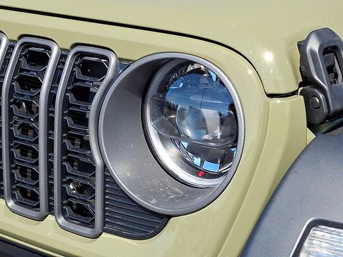 New 2026 Jeep Wrangler Unlimited Sport AWD/4WD image 4