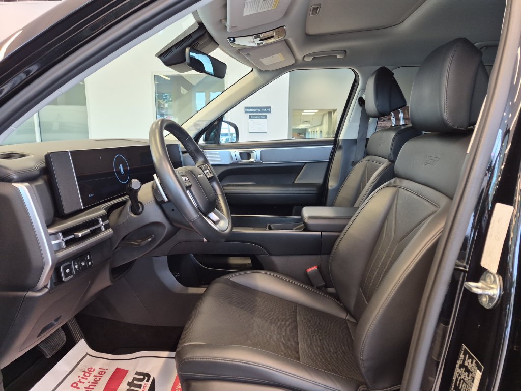 Used 2025 Hyundai Santa Fe XRT AWD/4WD image 14