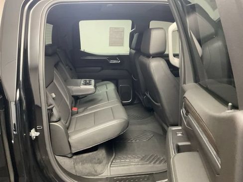 Certified 2024 Chevrolet Silverado 1500 LT Trail Boss w/ Convenience Package II AWD/4WD image 33