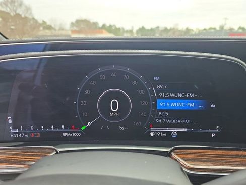 Used 2022 Cadillac Escalade ESV Luxury image 19