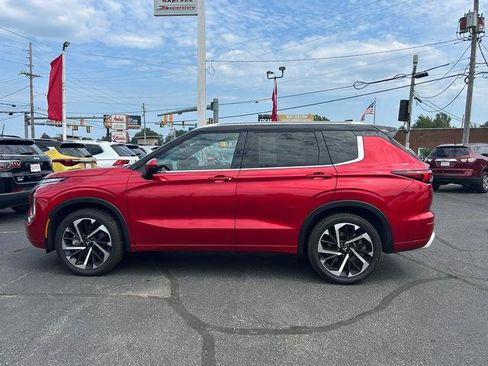 Used 2024 Mitsubishi Outlander SEL image 6