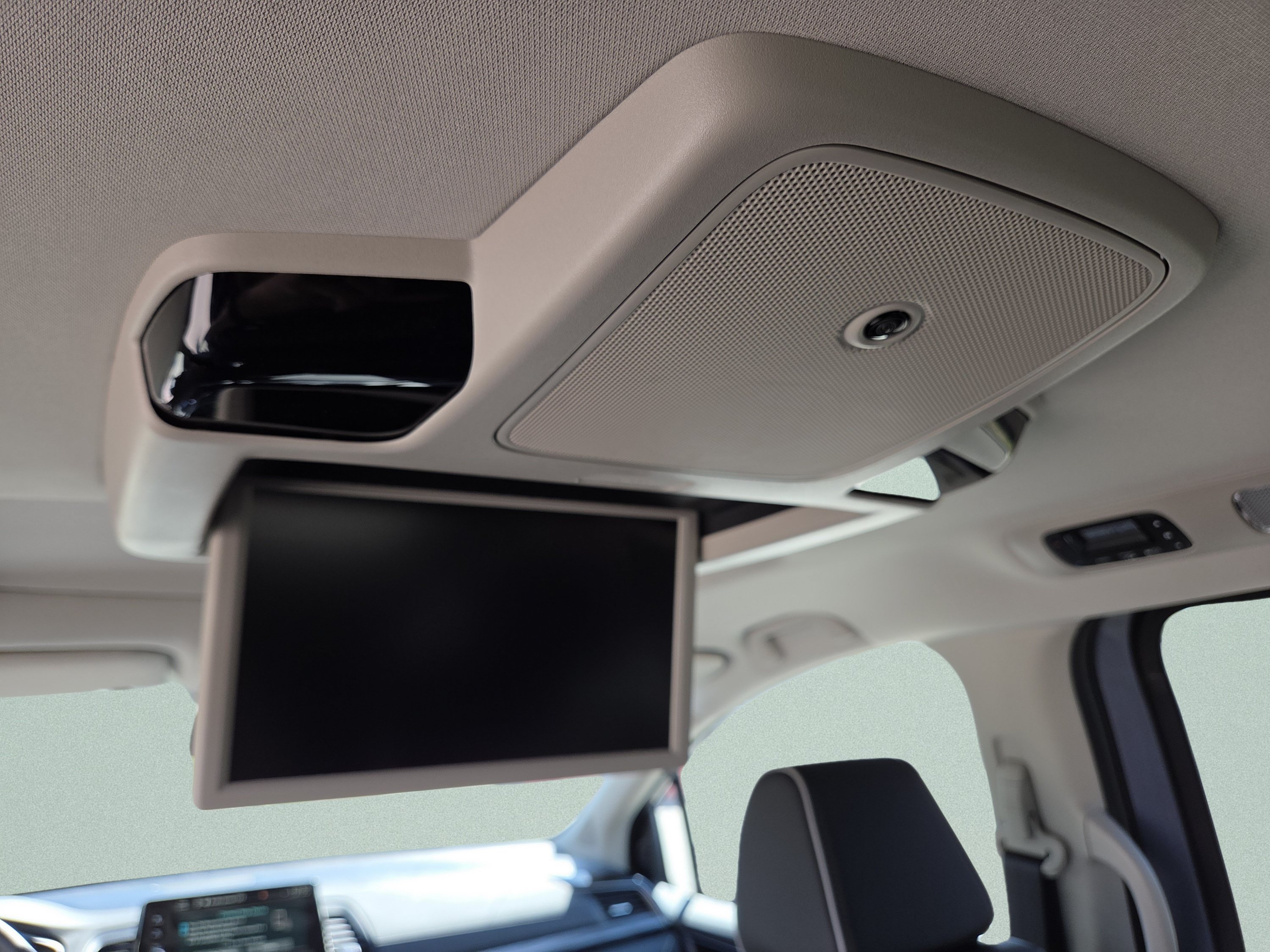 New 2027 Honda Odyssey Elite image 29