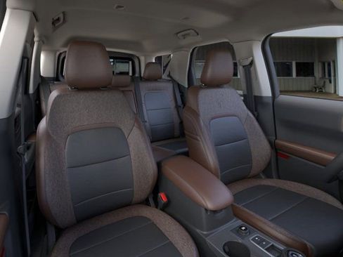 New 2025 Ford Bronco Sport Outer Banks w/ Outer Banks Tech Package+ AWD/4WD image 10