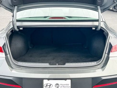 New 2025 Hyundai Elantra SEL FWD image 10