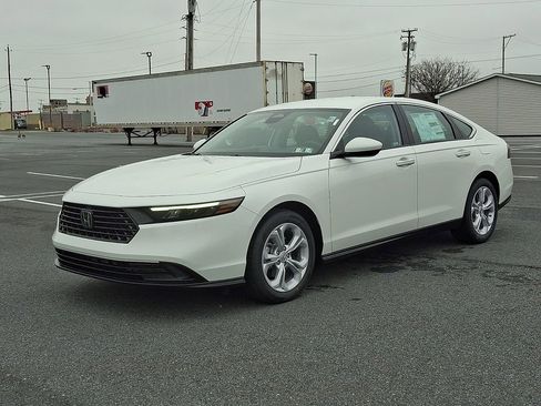 New 2026 Honda Accord LX image 2