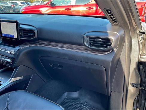 Used 2020 Ford Explorer Limited image 17