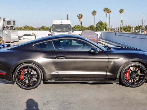 Used 2021 Ford Mustang Shelby GT500 w/ Technology Package RWD image 13