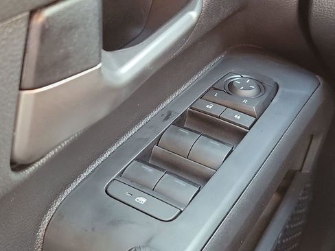 New 2025 Toyota Tacoma TRD Sport image 32