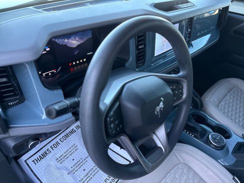 Used 2022 Ford Bronco 4-Door AWD/4WD image 17