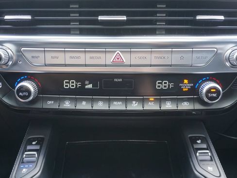 Used 2021 Kia Telluride EX w/ EX Premium Package AWD/4WD image 15