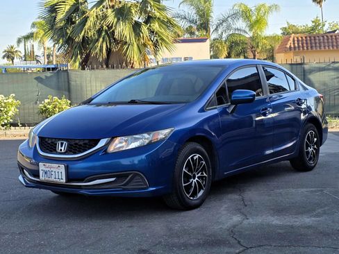 Used 2015 Honda Civic LX image 1